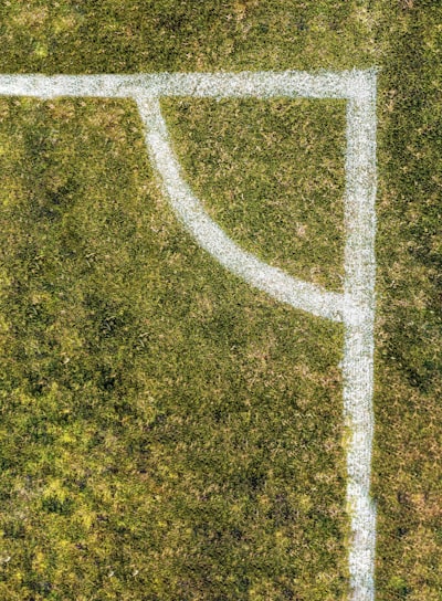 ريالمدريدوليفربولفينهائيدوريأبطالأوروبامواجهةتاريخيةتنتظرعشاقالساحرةالمستديرة